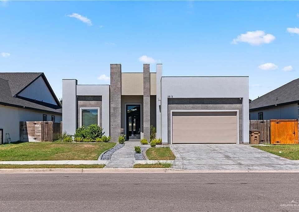 3513 Inez St photo 1